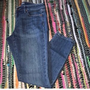 Loft Petite Curvy Skinny Jeans -- 4P